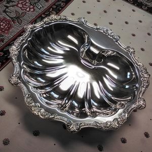 Silver serving dish